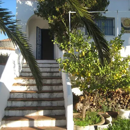 Villa Valles 13 Roses